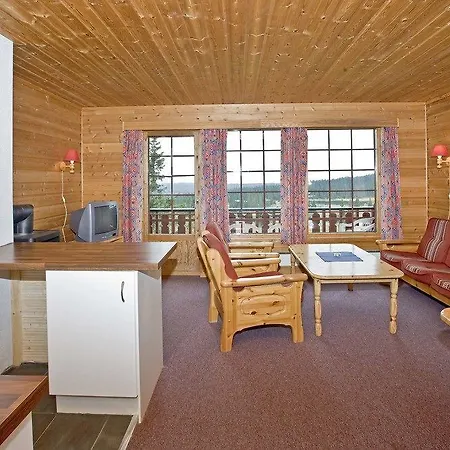 Деревянный коттедж Hytter