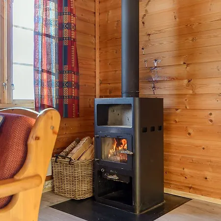 Деревянный коттедж Hytter